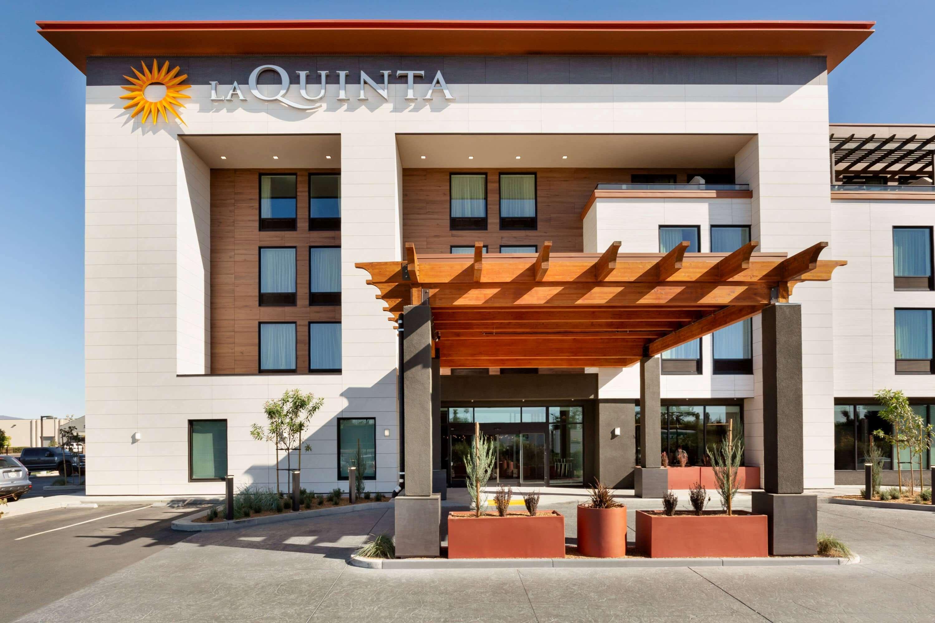 La Quinta Inn & Suites By Wyndham Santa Rosa Sonoma Exteriör bild